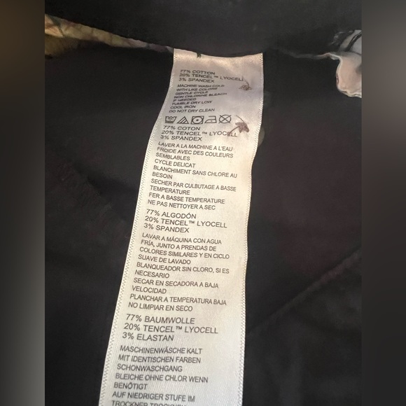 TOMMY BAHAMA Cropped Flat Front Black Barocay Pants Size 16 - Picture 16 of 16